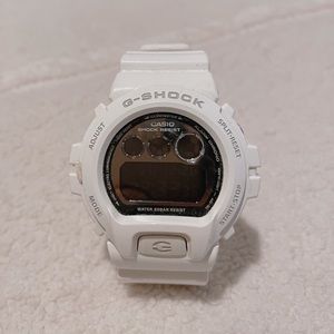 G shock watch - white